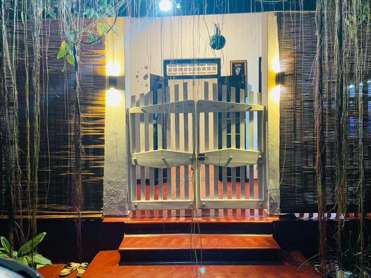Ami Place Rooms With Kitchen Hikkaduwa Exterior photo
